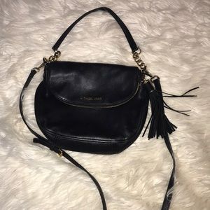Unique Michael Kors crossbody!